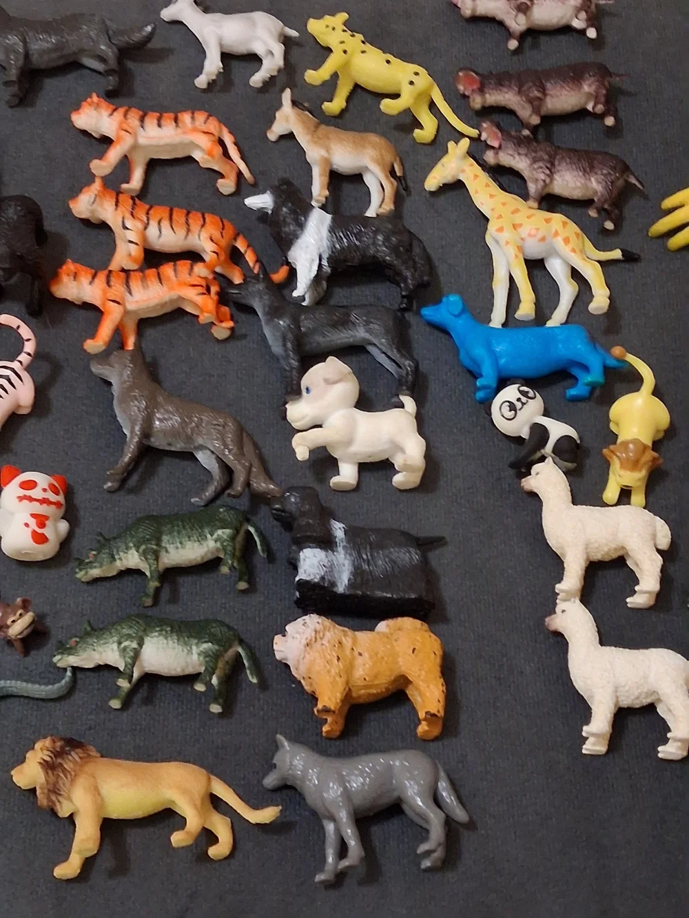 Miniature Animal Toy Lot - Mixed Colors